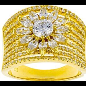 Gold over silver ring size 7. 3.75 ct Flower